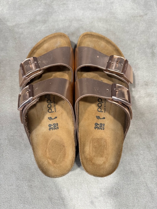 Birkenstock Arizona Metallic Rose Gold Slide Sandals - Picture 4 of 10